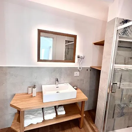 Il Tridente Bed & Breakfast *