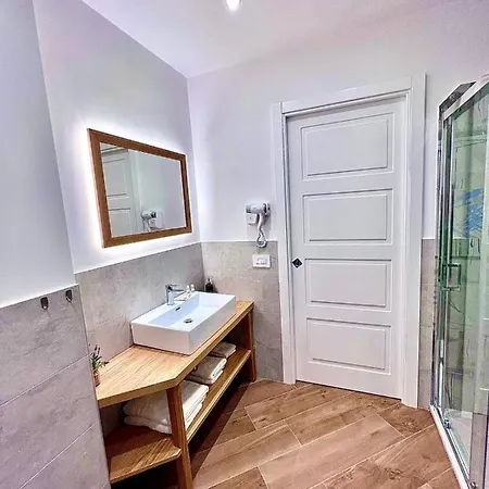 Il Tridente Тропея